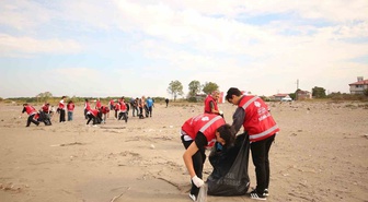 Samsun Vakıflar Bölge Müdürlüğü nehir temizliyor, piknik alanı düzenliyor
