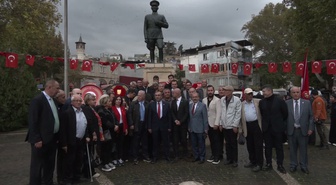 YENİ Parti Kahramanmaraş örgütü 29 Ekim'de Atatürk Anıtı'na çelenk koydu