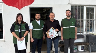 Yeşilay, Samsun'daki futbol akademilerini bağımlılık eğitimi için ziyaret etti
