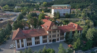 ASIRLIK MEKTEPLER - Kastamonu'da 157 yıllık Taşmektep'te geçmişin izleri geleceğin teknolojisiyle buluşuyor