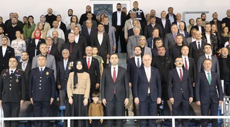 Bilecik Osmaneli Spor Salonu'nda Cumhuriyet'in 103. yıl dönümü kutlandı