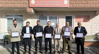 Bilecik TSO başkanlığını kazanan Ercan Düzgün ve yönetim kurulu mazbatalarını aldı