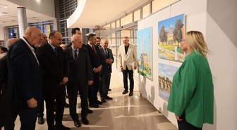 Edirne'de 24 Balkan ressamının 40 eserlik sergisi törenle açıldı