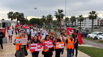 LÖSEV Samsun ekibi Cumhuriyet Bayramı'nda 29 metrelik Türk bayrağı açtı