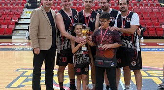 Kayseri'de Cumhuriyet Kupası 3x3 basketbol turnuvasını Bro's Basketbol kazandı