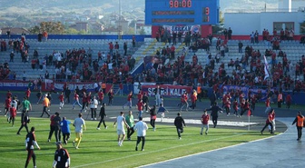 Kırıkkale FK'ya çocuk taraftarların sahaya girmesi nedeniyle 35 bin lira ceza verildi