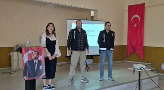 Nallıhan'da öğrencilere 'siber farkındalık' semineri verildi
