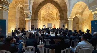 TUSYAD'ın diz artrozu toplantısı Divriği Ulu Camii ve Darüşşifasında yapıldı