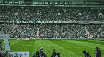 Bursaspor tribünlerinden FIFA ve UEFA'ya İsrail çağrısı