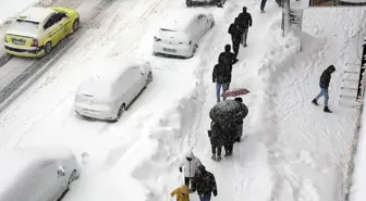 İstanbul'da kabus için saat verildi! 26 ilde okullar tatil, sayı sürekli artıyor