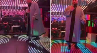 Tebliğciler gece kulübünde! Sahneye çıkıp vaaz verdiler