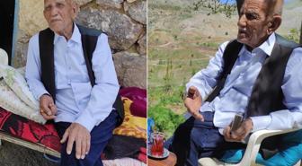 28 çocuğu ve 250'den fazla torunu var! 136 yaşındaki dede uzun yaşamasının sırrını bedduaya bağladı