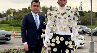 Osman Gökçek, Meclis'e Yavaş maskeli cansız mankenle geldi