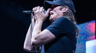 Rock dünyasından kötü haber! Brad Arnold dördüncü evre kanser