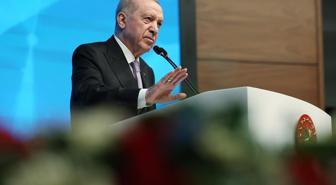 Cumhurbaşkanı Erdoğan net konuştu: Tepelerine binmeye devam edeceğiz