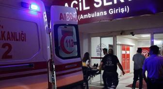 Bursa'da çöp atma tartışması kılıçlı kavgaya dönüştü! 3 kişi yaralandı