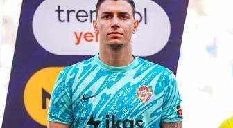Berke Özer 2 yıllık imzayı attı