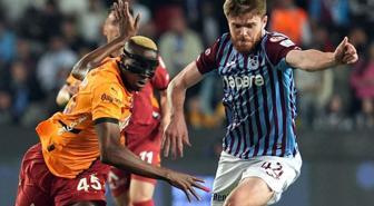 Korkutan sakatlık! Yıldız isim sedyeyle oyundan çıktı