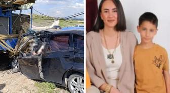 Merve öğretmen ve oğlu feci kazada can verdi