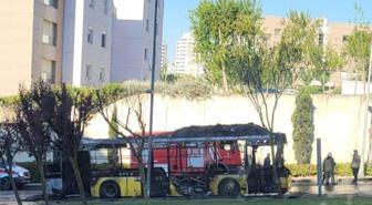 Başakşehir'de İETT otobüsü alev alev yandı