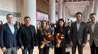 Galatasaray'ın efsaneleri Hagi ve Popescu İstanbul'da