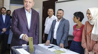 AK Parti Genel Sekreteri İnan, masasına gelen son anketi paylaştı