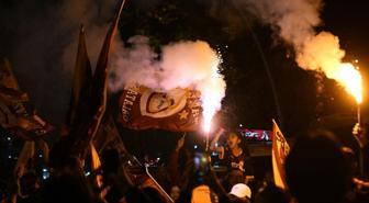 Galatasaray'ın Almanya'daki şampiyonluk kutlamalarında olay: 33 polis yaralı