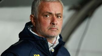 Jose Mourinho Roma Havalimanı'nda görüldü