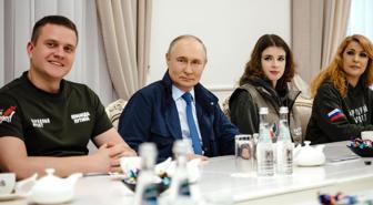 Putin 9 ayın ardından Ukrayna işgalinden kurtarılan Kursk'u ziyaret etti