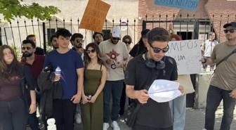 Üniversiteliler yüzde 74'lük zammı protesto etti