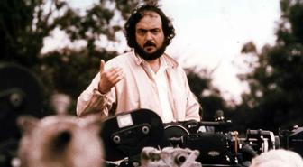 Yönetmen Kubrick'in 14 yıl yaşadığı evi satışa çıkarıldı, fiyatı dudak uçuklattı