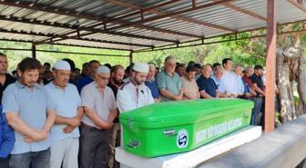 Beynine pıhtı atan 12 yaşındaki çocuk hayatını kaybetti