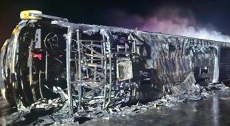 Nijerya'da otobüs kamyona çarptı! 19 kişi öldü, 8 kişi yaralandı