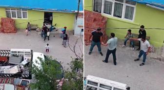 Tuğla ve yumruklarla birbirlerine saldırdılar