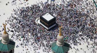 Dünyanın en büyük saatinin balkonundan Kabe-i Muazzama görüntülendi