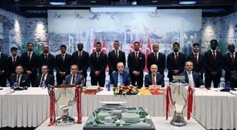 Cumhurbaşkanı Erdoğan, Galatasaray futbol takımını kabul etti
