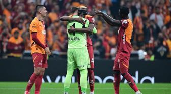 Yıldız futbolcu Galatasaray'dan ayrılacağını açıkladı: Yarın son maçıma çıkıyorum