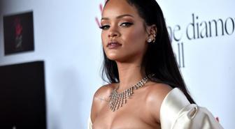 Rihanna'nın babası hayatını kaybetti