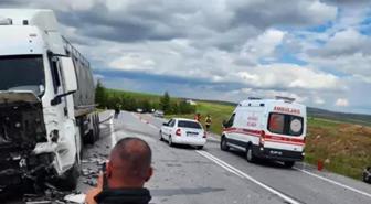 Nevşehir'de süt tankeri ile otomobil kafa kafaya çarpıştı! 2 kişi hayatını kaybetti