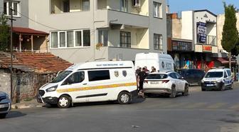 Komşuları karı-kocayı silahla vurdu, birinin durumu ağır