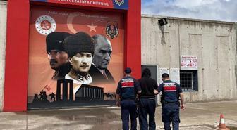 Arkadaşını silahla vurdu, taksi bagajından çıkarken yakalandı