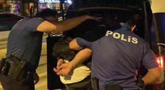 Caddesi ortasında satırlı saldırı! Gözaltına alındı