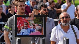 Ferdi Zeyrek'e veda! Hemşehrileri kent meydanında toplanıyor