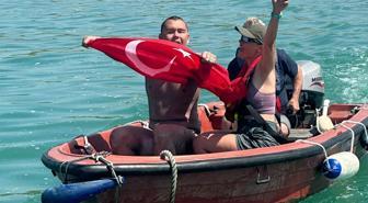 Otizmli yüzücü Tuna Tunca, tarihe geçti