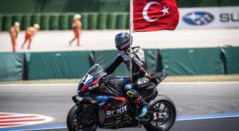 Toprak Razgatlıoğlu'ndan Superbike Şampiyonası'nın İtalya ayağında 3'te 3