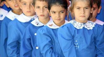 Okullarda serbest kıyafet kalkıyor, yeniden forma geliyor