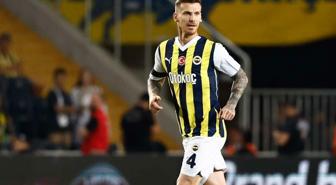 1 yıldır forma giyemeyen Serdar Aziz'e sürpriz talip