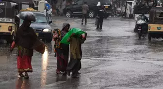 Pakistan'da Muson yağışları sonucu sel felaketi: 75 ölü