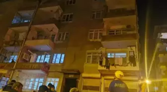 Diyarbakır'da apartman sakinlerinin ihbarı sonrası, 5 katlı bina boşaltıldı