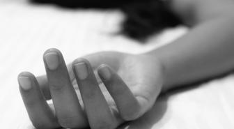 Irkçı cinayet! Genç kadın, komşusu tarafından bıçaklanarak öldürüldü